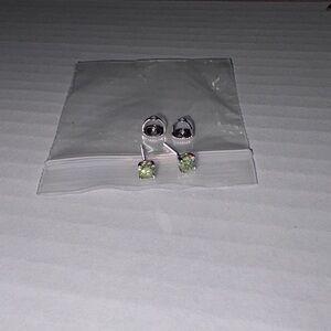 925 Green Peridot Stud Earrings